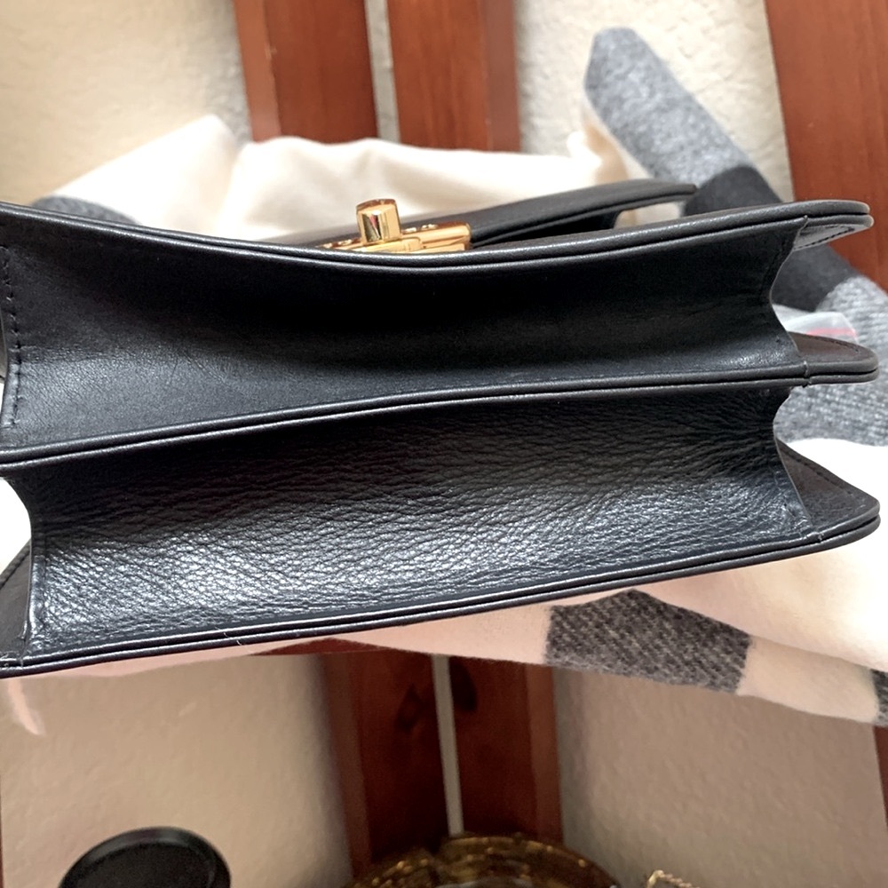 🔹NEW..The French Company Handle Carry or Crossbody Leather Bag… - Picture 9 of 13
